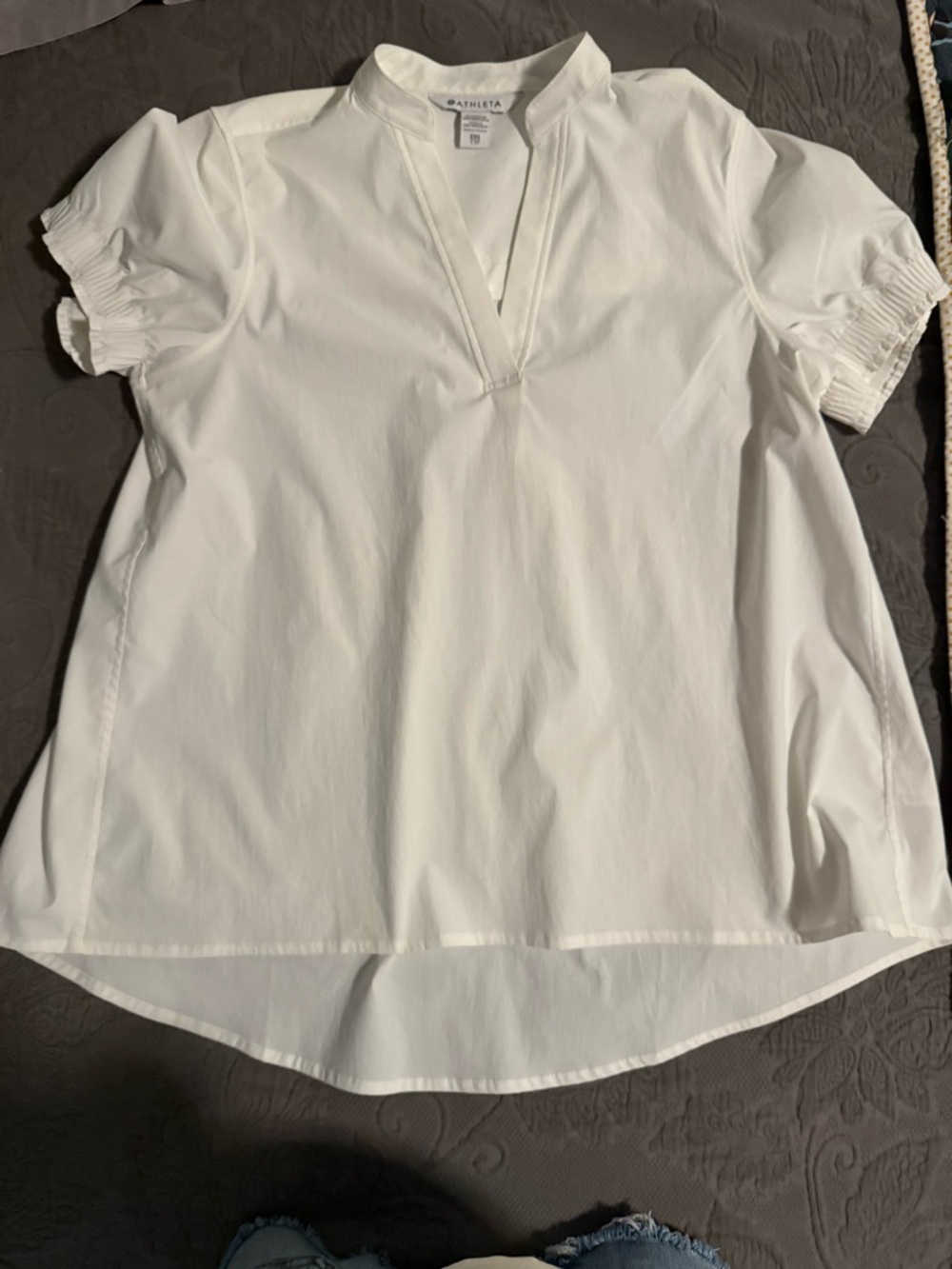 Athleta White Split V-Neck Puff Sleeve Blouse